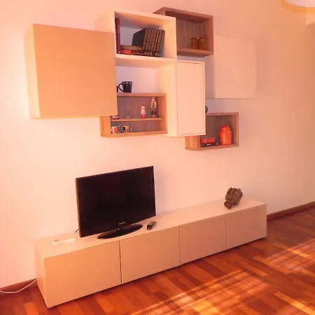 Apartment Siralu' *